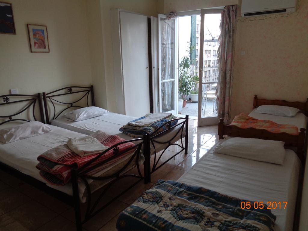 Хостел Athens House Экстерьер фото