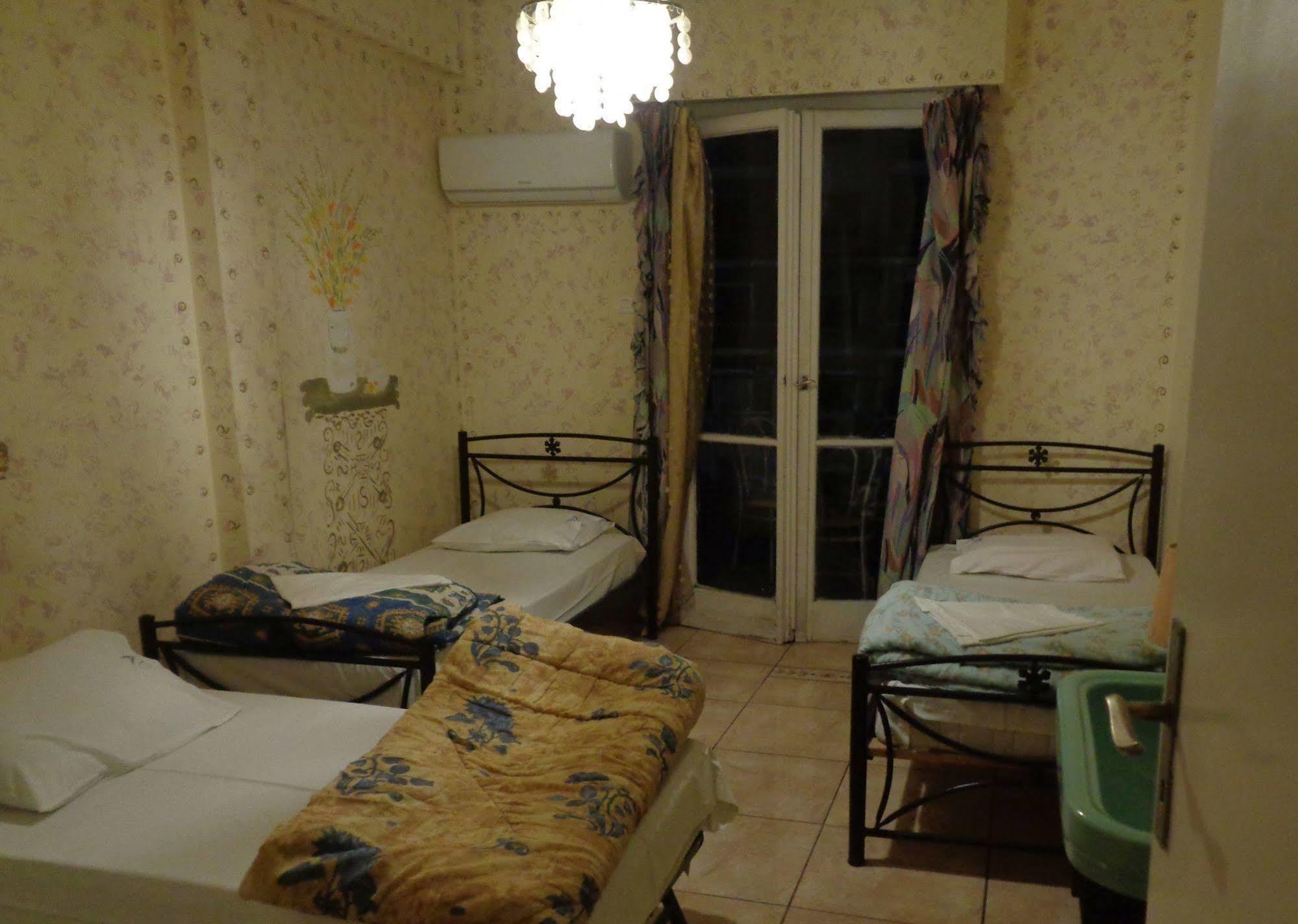 Хостел Athens House Экстерьер фото